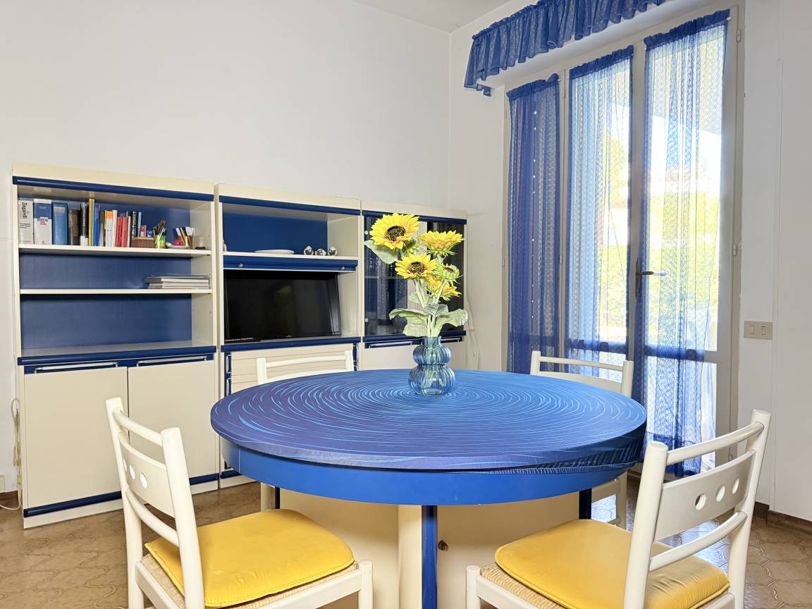 60 M² Ferienwohnung ∙ 2 Schlafzimmer ∙ 5 Gäste - Numana