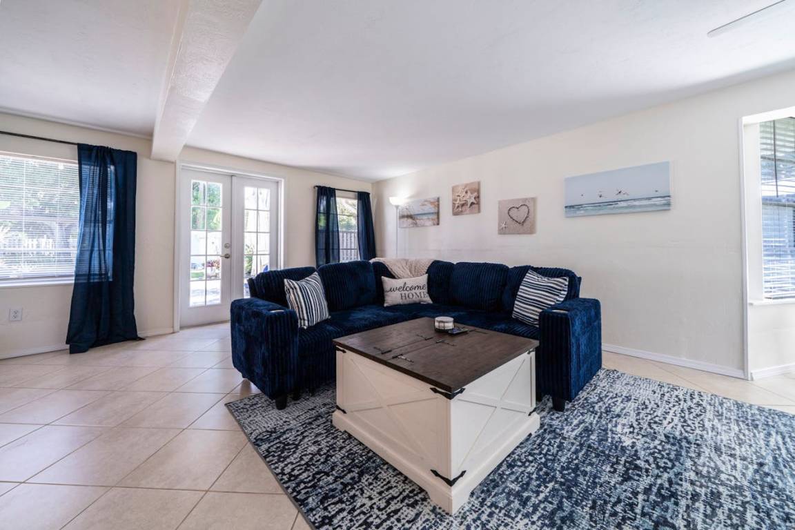 Ferienhaus ∙ 2 Schlafzimmer ∙ 5 Gäste - Fort Myers, FL