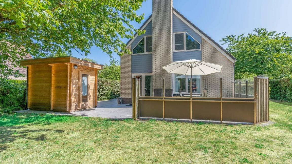 140 M² Ferienhaus ∙ 2 Schlafzimmer ∙ 4 Gäste - Texel
