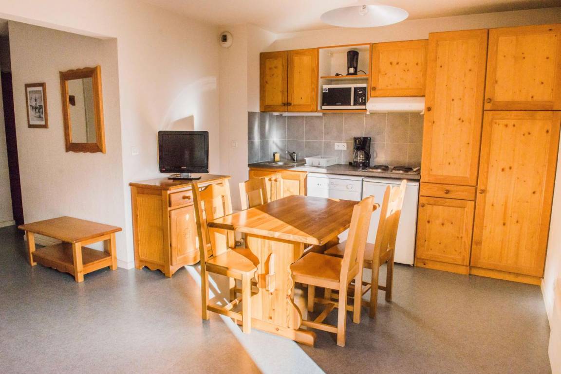 53 m² Ferienwohnung ∙ 1 Schlafzimmer ∙ 8 Gäste – Bild 6