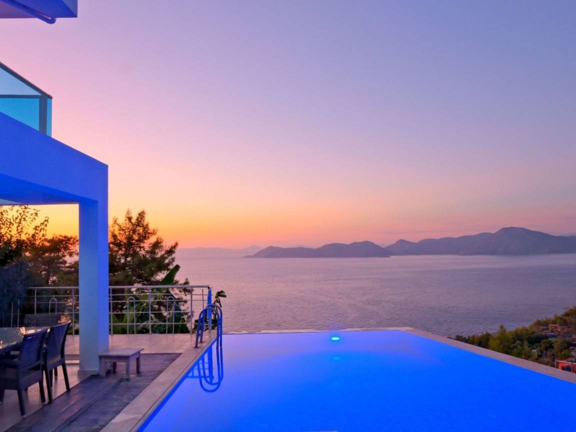 160 M² House ∙ 4 Bedrooms ∙ 8 Guests - Karaağaç