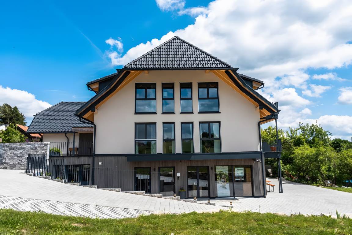 120 M² Ferienwohnung ∙ 3 Schlafzimmer ∙ 10 Gäste - Herrischried
