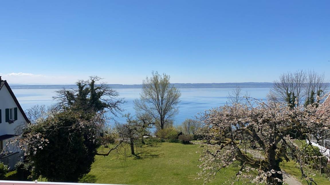 80 M² Ferienwohnung ∙ 2 Schlafzimmer ∙ 4 Gäste - Hagnau am Bodensee
