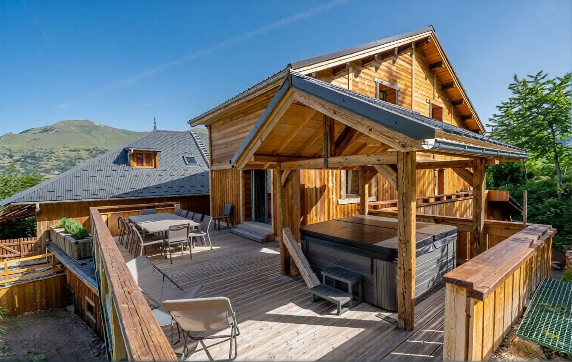 340 M² Chalet ∙ 6 Habitaciones ∙ 14 Huéspedes - Auris