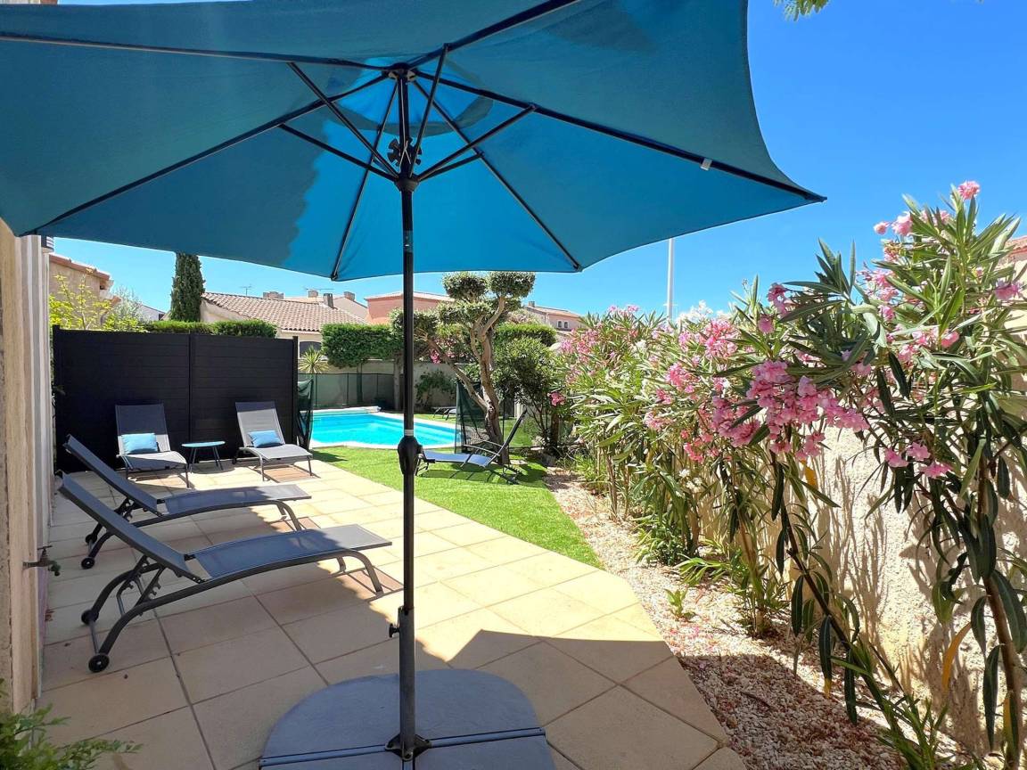 126 M² Villa ∙ 4 Bedrooms ∙ 8 Guests - Le Grau-du-Roi