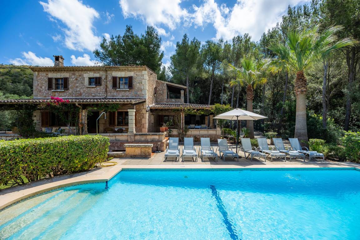 210 M² Villa ∙ 4 Bedrooms ∙ 8 Guests - Port de Pollença