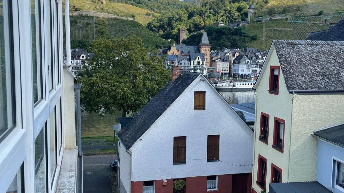 95 M² Huis ∙ 1 Slaapkamer ∙ 4 Gasten - Ediger-Eller