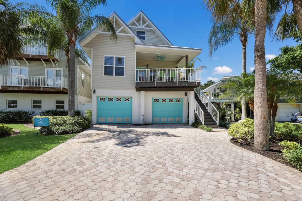 195 M² House ∙ 3 Bedrooms ∙ 6 Guests