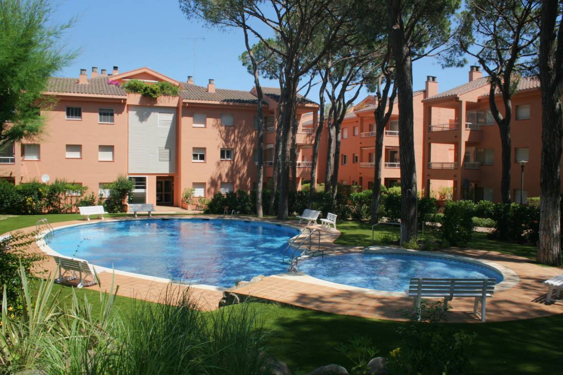 66 M² Apartamento ∙ 2 Habitaciones ∙ 5 Huéspedes - Pals