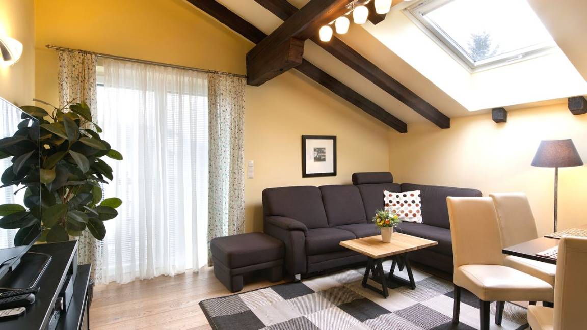 80 M² Ferienwohnung ∙ 2 Schlafzimmer ∙ 5 Gäste - Telfs