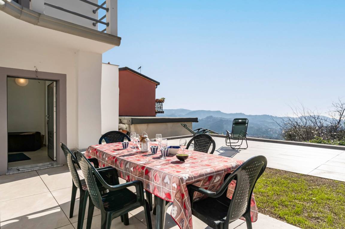 70 M² Appartement ∙ 2 Slaapkamers ∙ 5 Gasten - Lerici