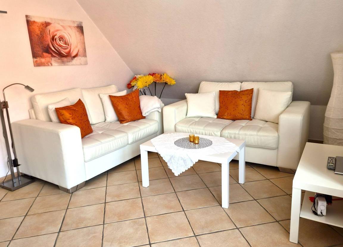 60 m&sup2; Ferienwohnung 2 Schlafzimmer 4 G&auml;ste