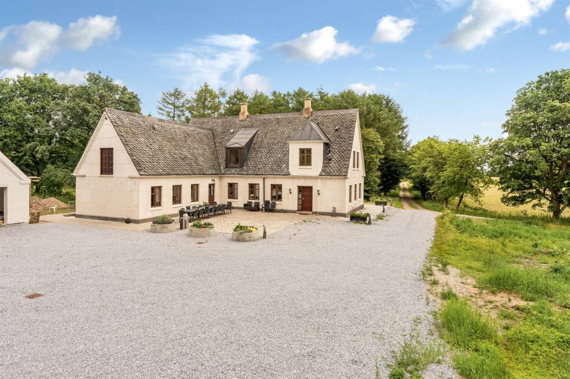 327 m&sup2; Ferienhaus 5 Schlafzimmer 10 G&auml;ste