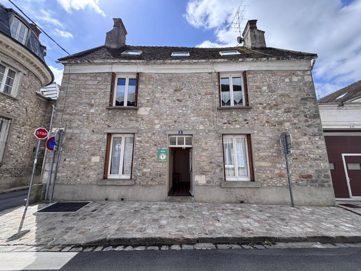 66 m² Gîte ∙ 2 Schlafzimmer ∙ 3 Gäste – Bild 1