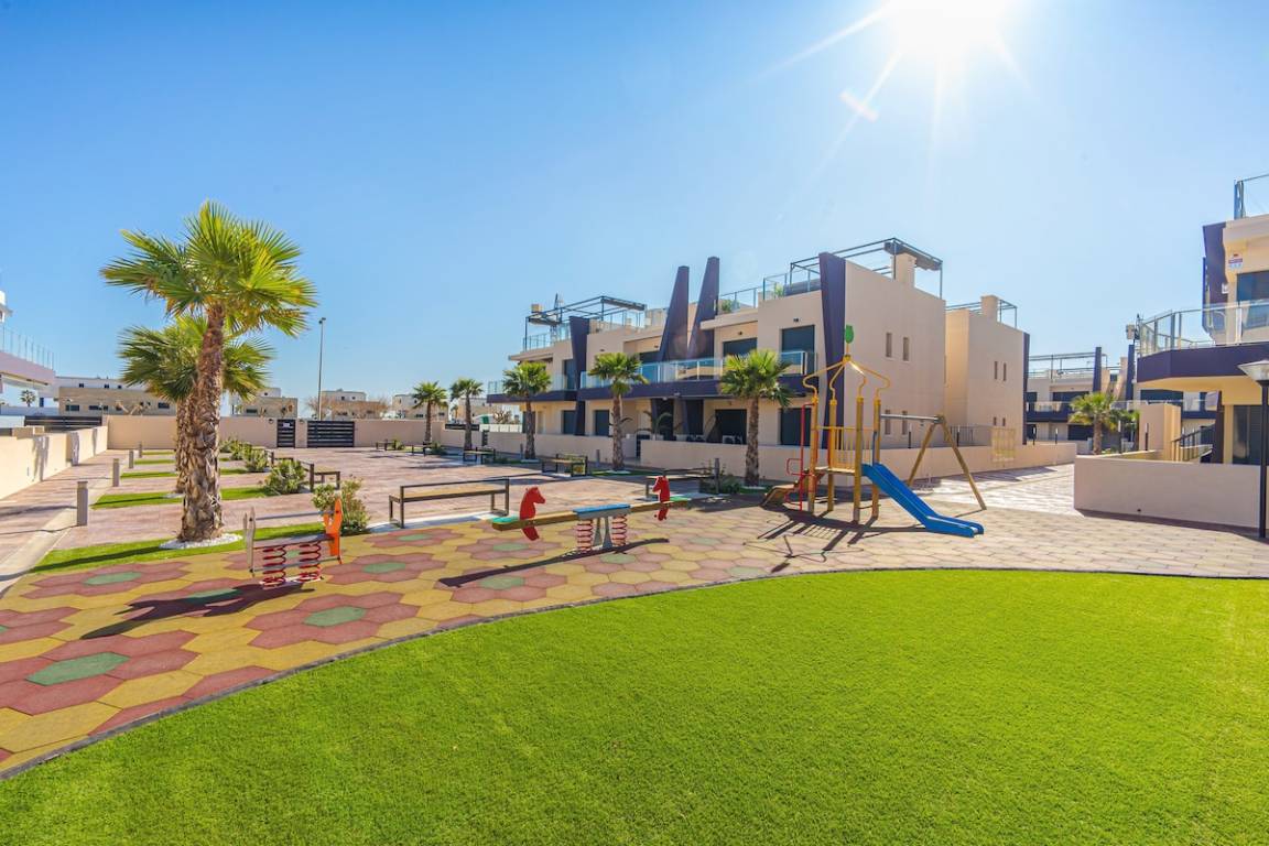 70 M² Apartamento ∙ 2 Habitaciones ∙ 4 Huéspedes - Pilar de la Horadada