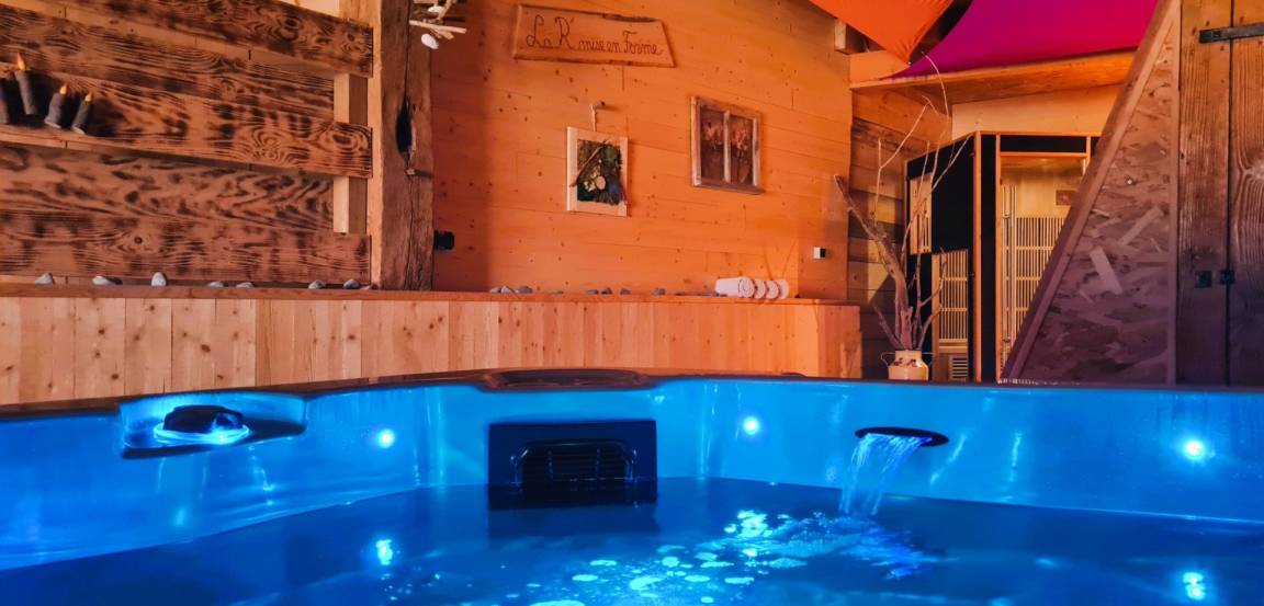 30 M² Chambre D'hôtes ∙ 1 Chambre ∙ 2 Personnes - Baume-les-Dames