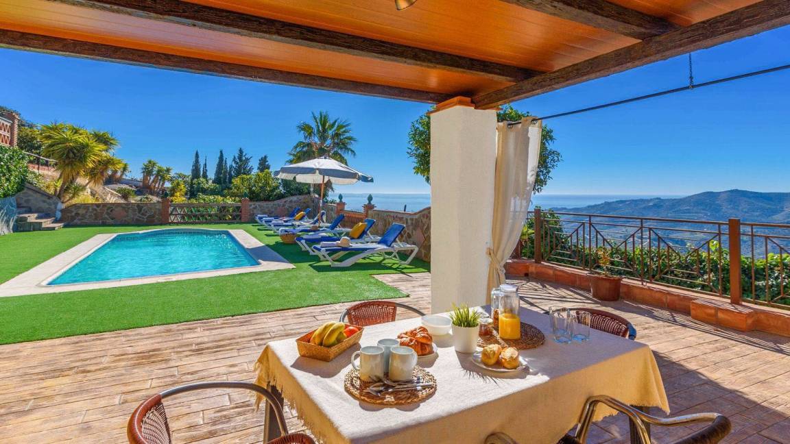 120 M² Ferienhaus ∙ 3 Schlafzimmer ∙ 6 Gäste - Frigiliana
