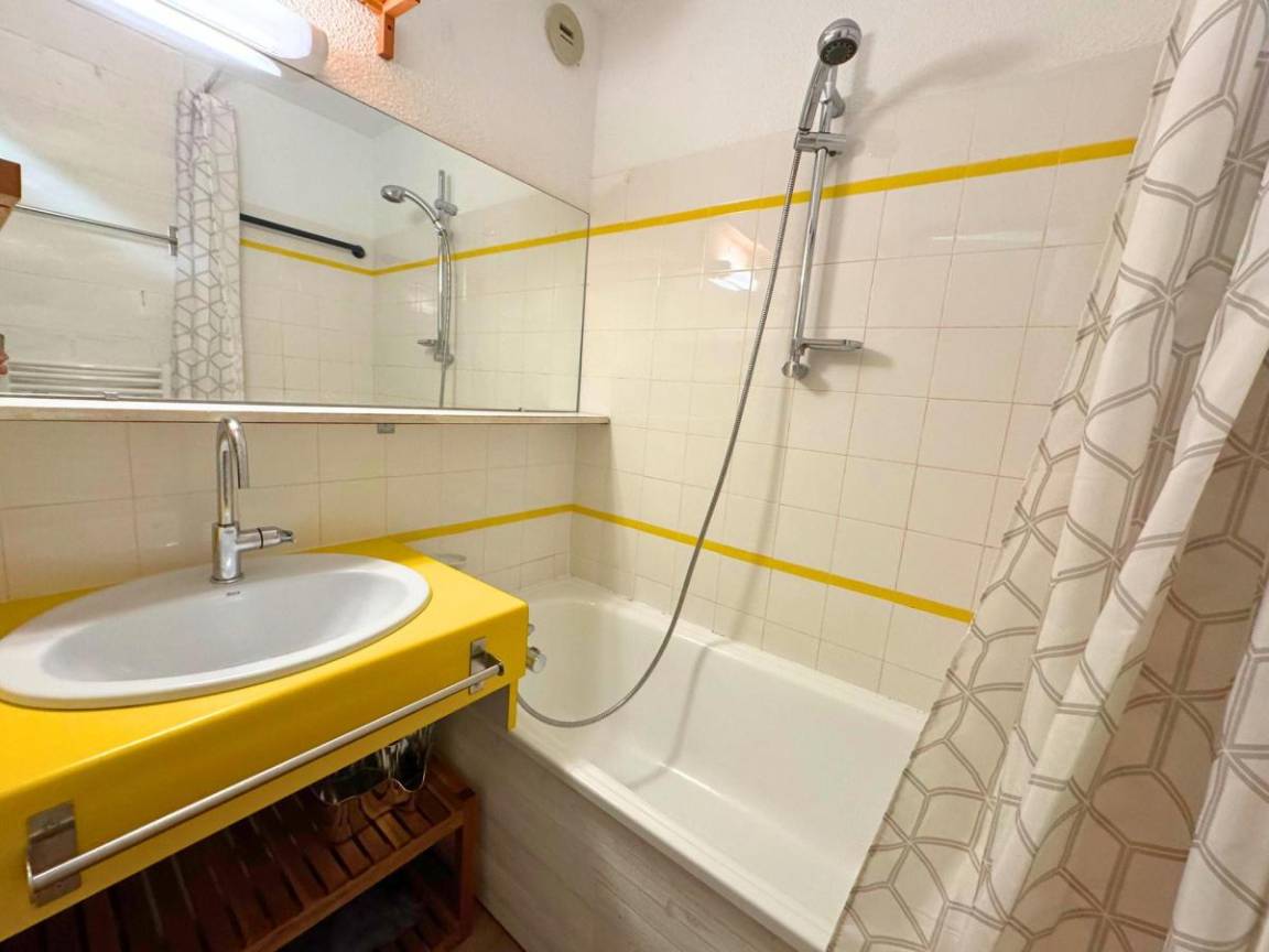 35 m² Ferienwohnung ∙ 1 Schlafzimmer ∙ 5 Gäste – Bild 16