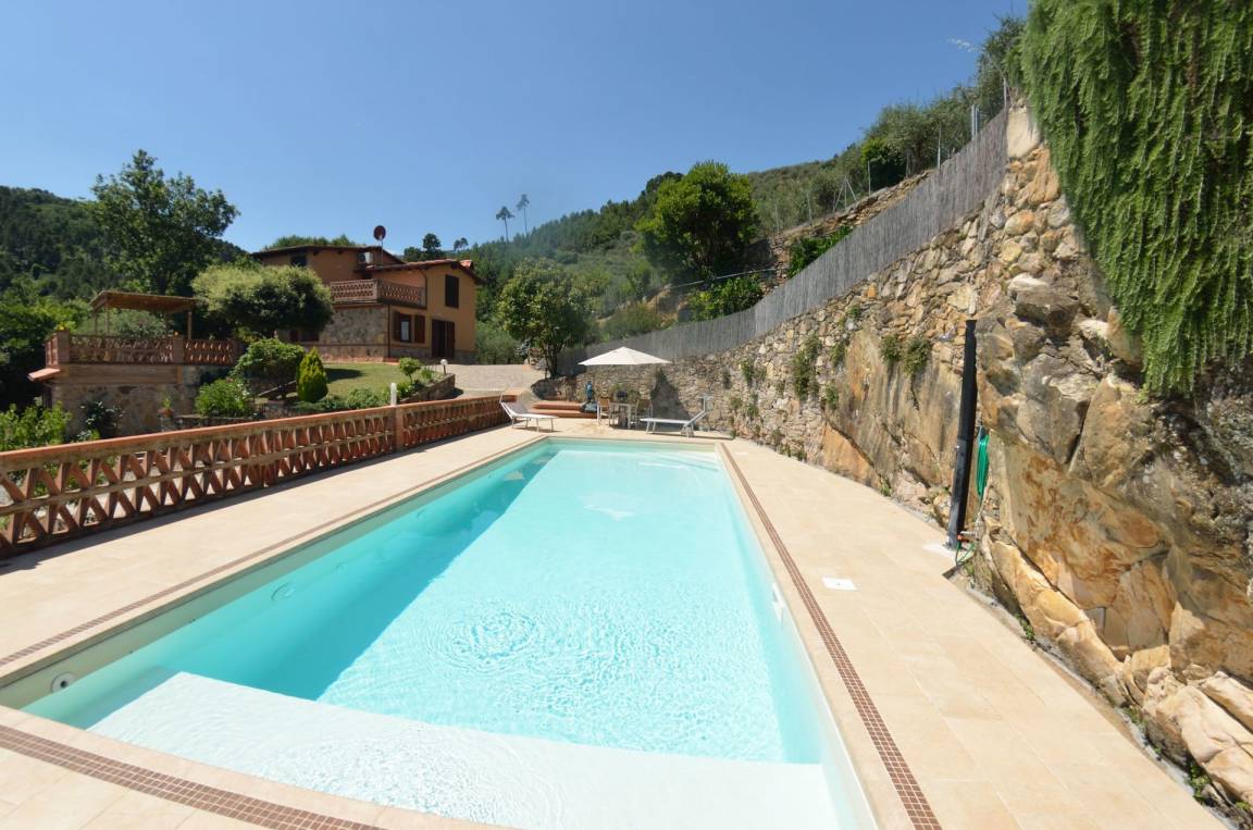 120 M² Villa ∙ 3 Bedrooms ∙ 8 Guests - Pise