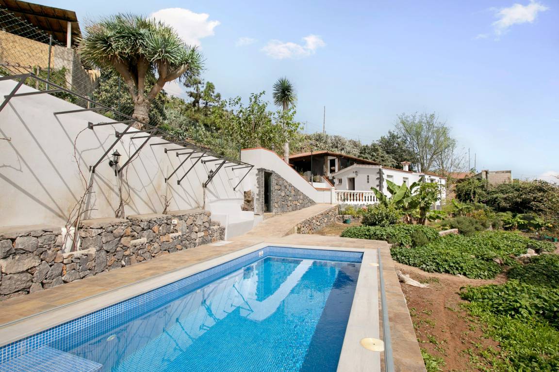 77 M² House ∙ 2 Bedrooms ∙ 6 Guests - Tenerife