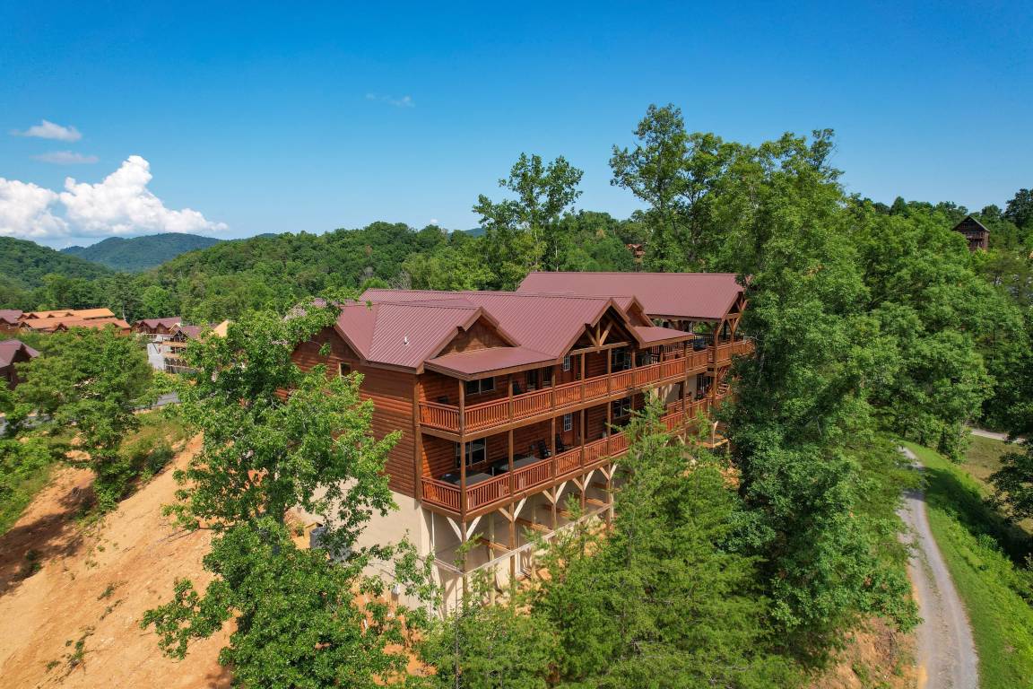 538 M² House ∙ 10 Bedrooms ∙ 24 Guests - Tennessee