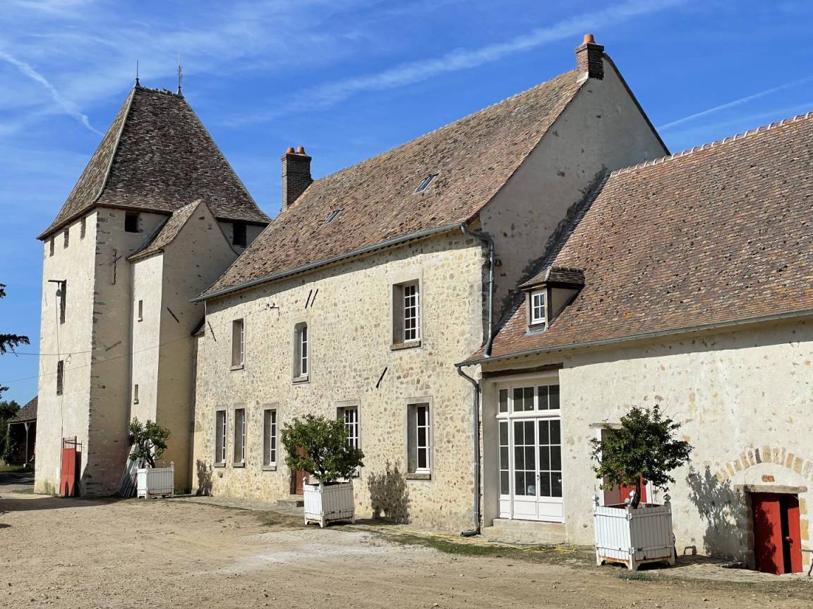 180 M² Mökki ∙ 6 Makuuhuonetta ∙ 14 Vierasta - Essonne