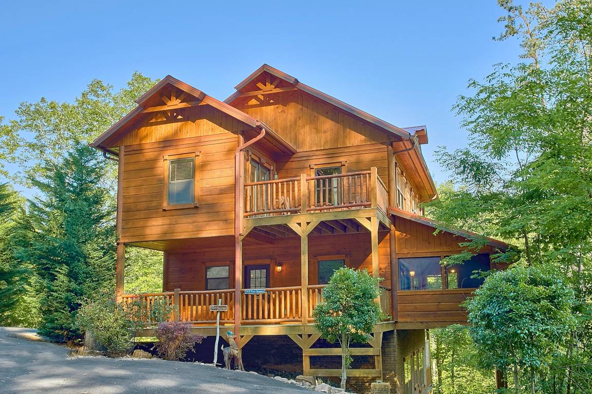 269 M² House ∙ 4 Bedrooms ∙ 12 Guests - Gatlinburg, TN