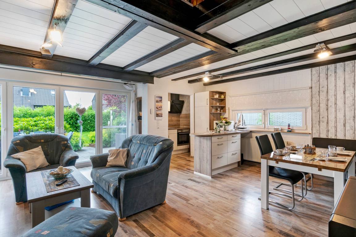 95 M² Ferienhaus ∙ 3 Schlafzimmer ∙ 6 Gäste - Jever