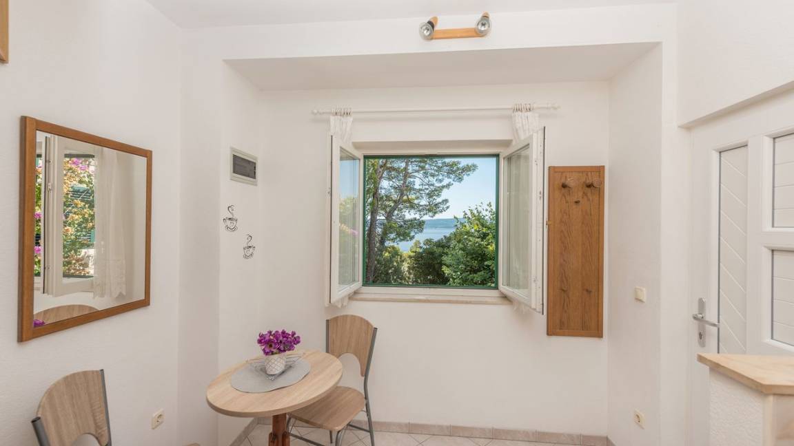 30 M² Hotel ∙ 1 Schlafzimmer ∙ 3 Gäste - Brela