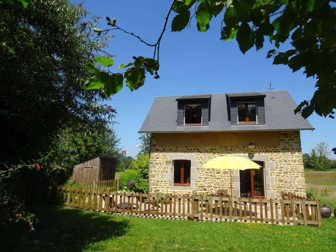 70 M² Gîte ∙ 2 Bedrooms ∙ 5 Guests - Manche