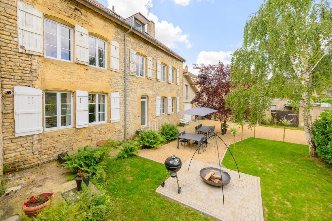 350 m&sup2; G&icirc;te 5 Schlafzimmer 10 G&auml;ste