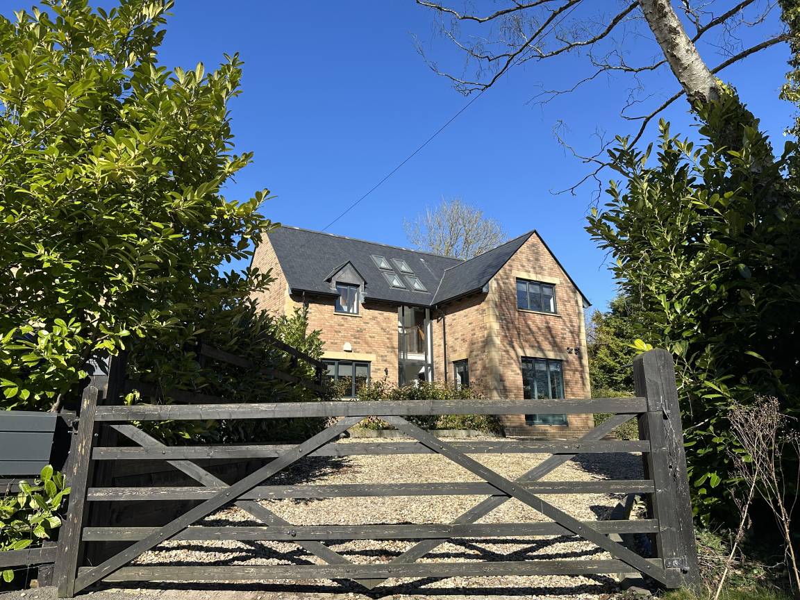 Cottage ∙ 4 Bedrooms ∙ 7 Guests - Oxford