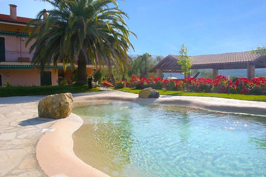 55 M² Farmhouse ∙ 2 Bedrooms ∙ 5 Guests - Imperia