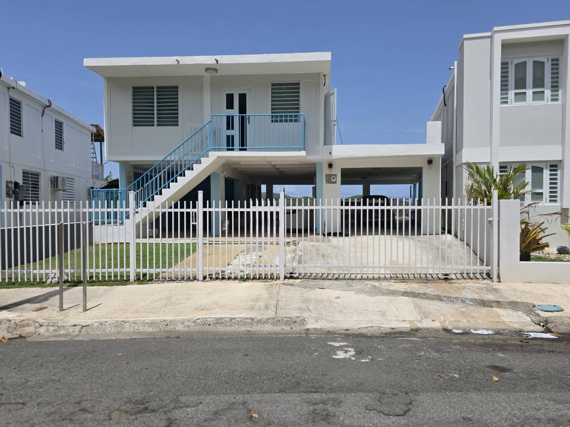 300 M² House ∙ 3 Bedrooms ∙ 6 Guests - Fajardo