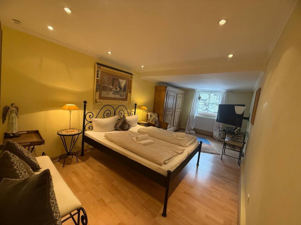 125 m² Ferienwohnung ∙ 2 Schlafzimmer ∙ 4 Gäste – Bild 16