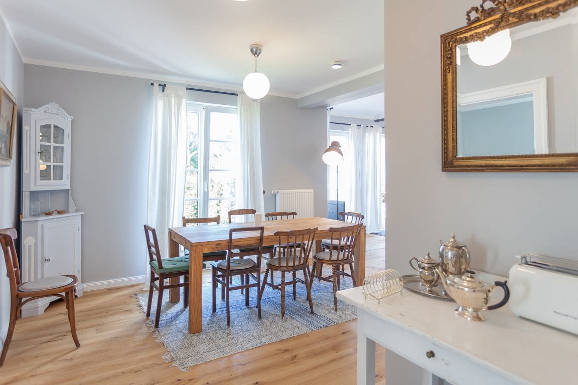 210 m² Ferienhaus ∙ 4 Schlafzimmer ∙ 12 Gäste – Bild 5