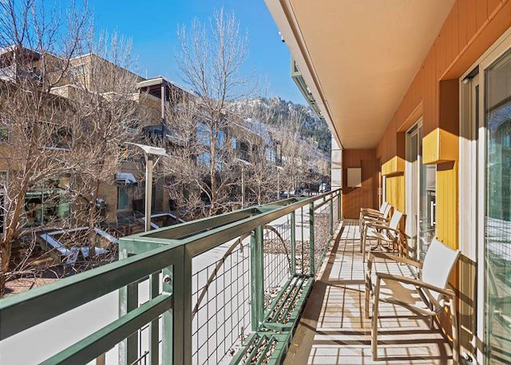 125 M² House ∙ 2 Bedrooms ∙ 6 Guests - Aspen, CO