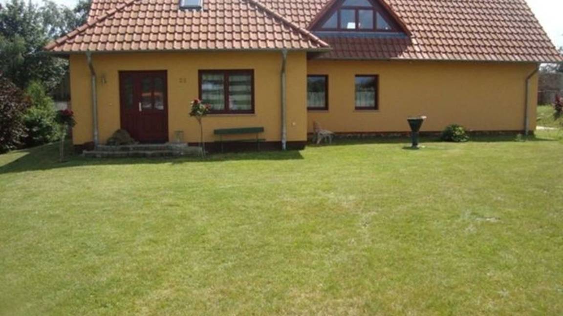 100 M² Ferienhaus ∙ 4 Schlafzimmer ∙ 4 Gäste - Rankwitz