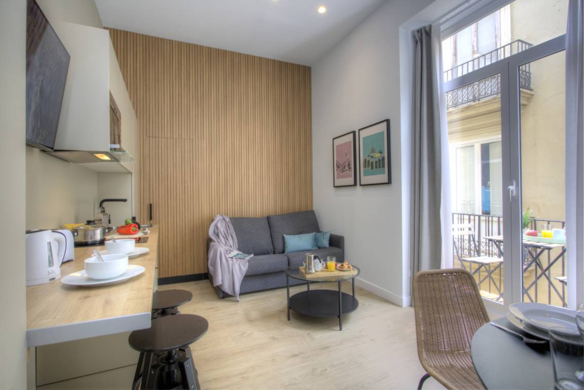 45 M² Apartamento ∙ 1 Habitación ∙ 4 Huéspedes - Valencia