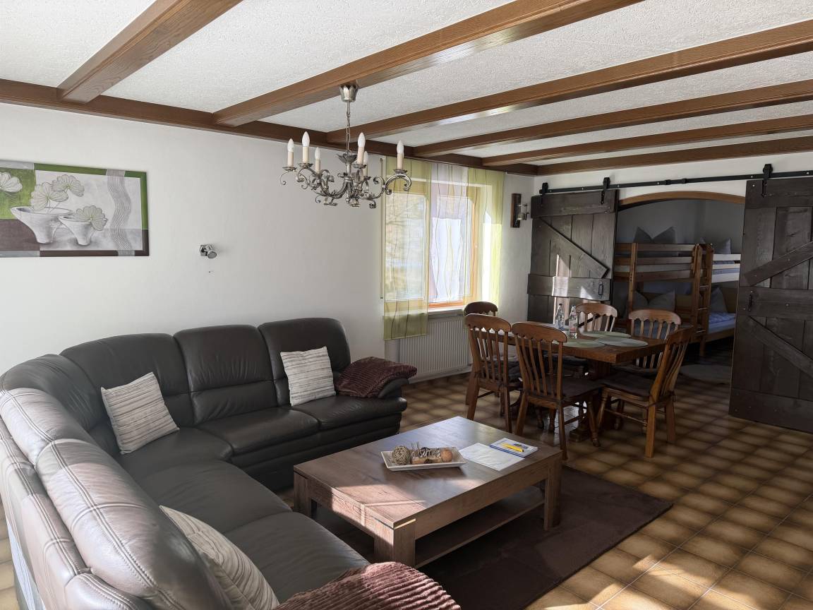 80 M² Ferienwohnung ∙ 2 Schlafzimmer ∙ 6 Gäste - Tannheimer Tal