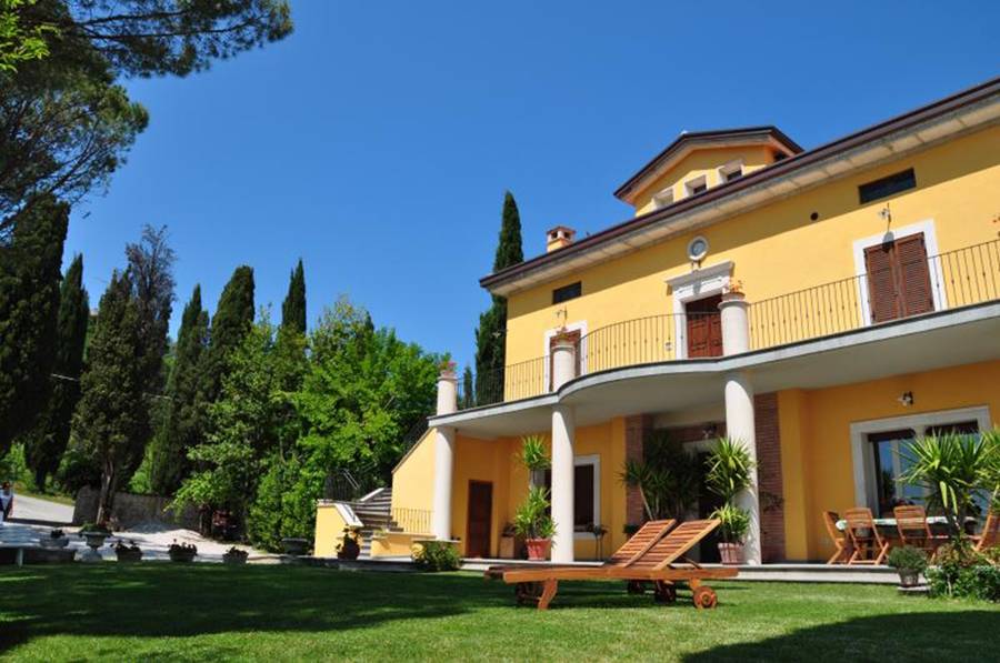 150 M² Farmhouse ∙ 4 Bedrooms ∙ 7 Guests - Umbria