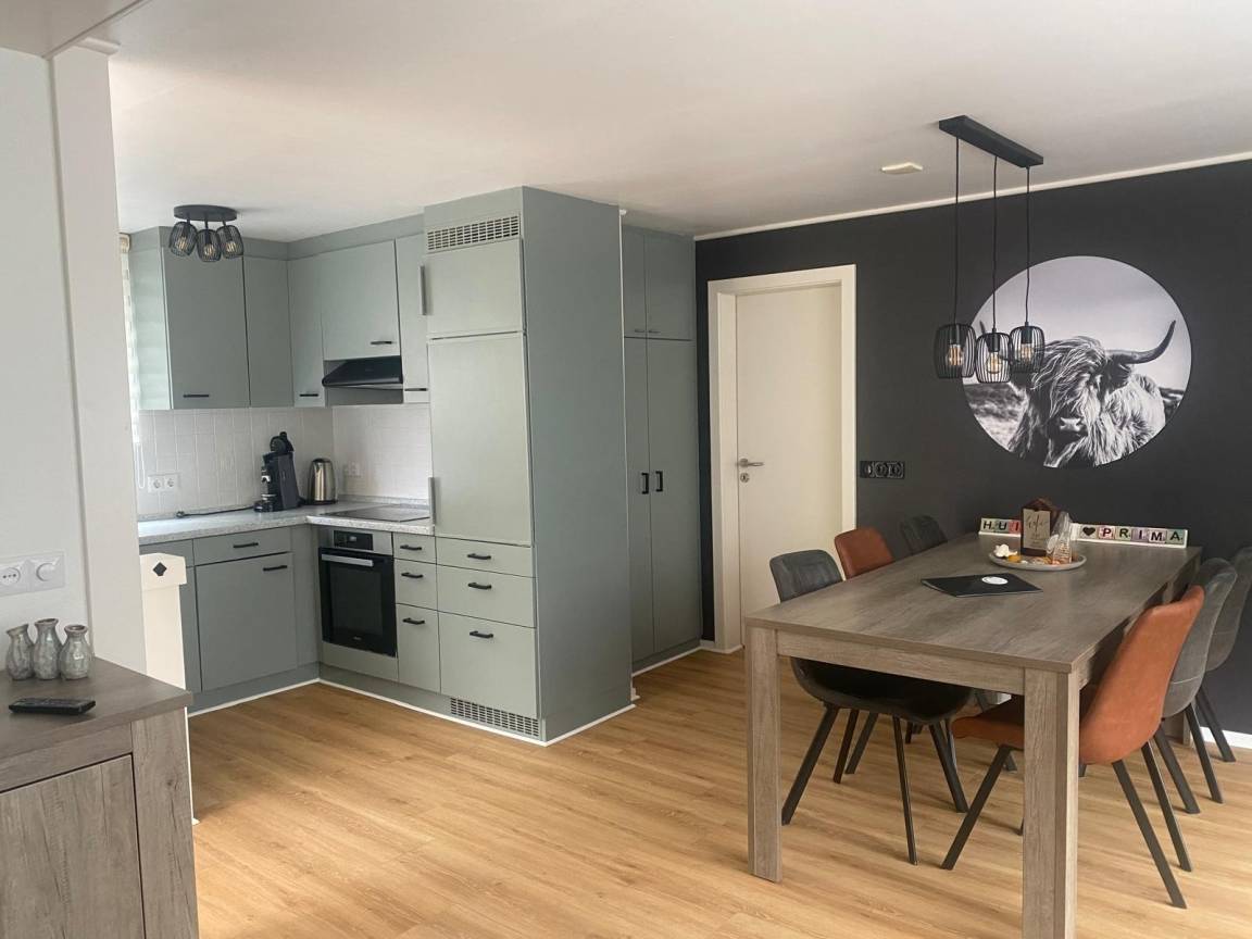93 M² Ferienhaus ∙ 4 Schlafzimmer ∙ 8 Gäste - Petten