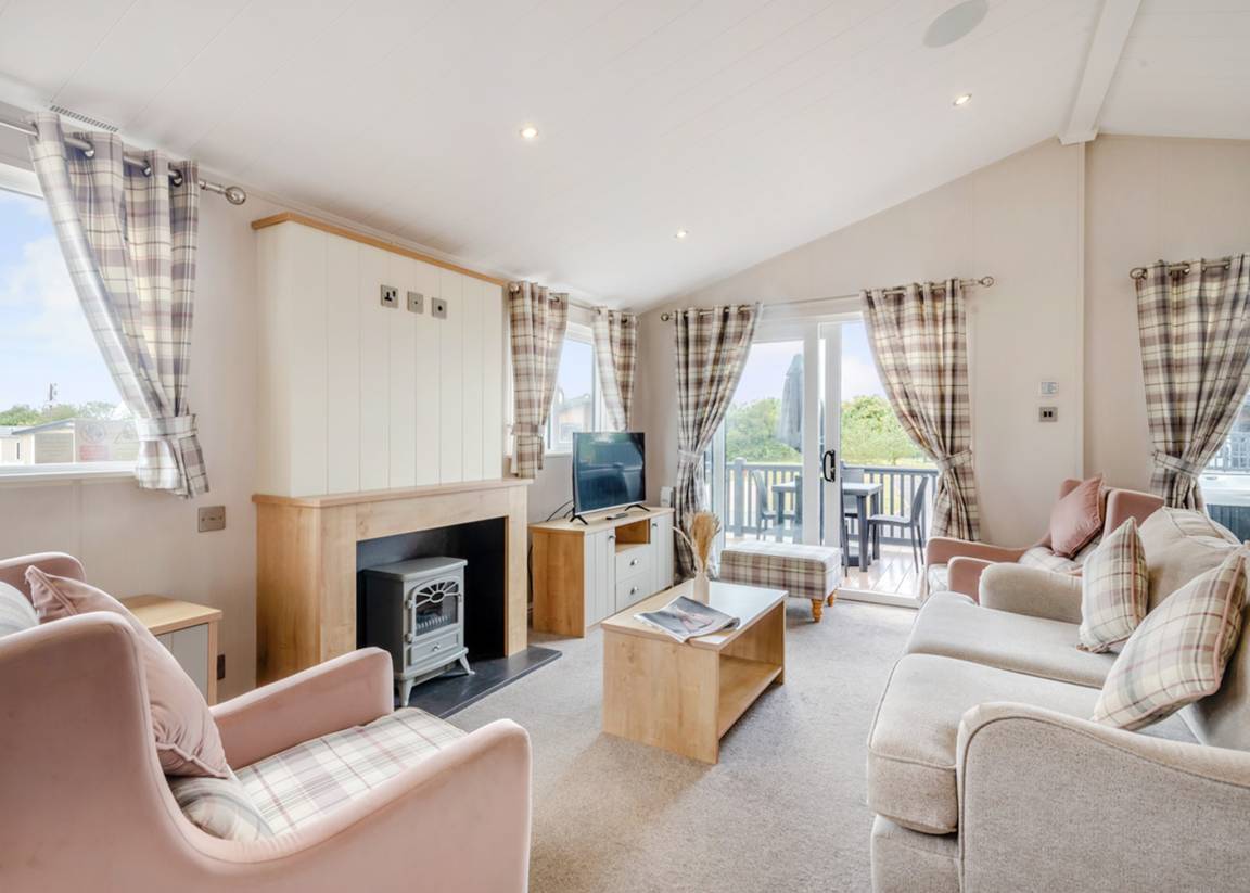 Chalet ∙ 2 Bedrooms ∙ 4 Guests - Dorset
