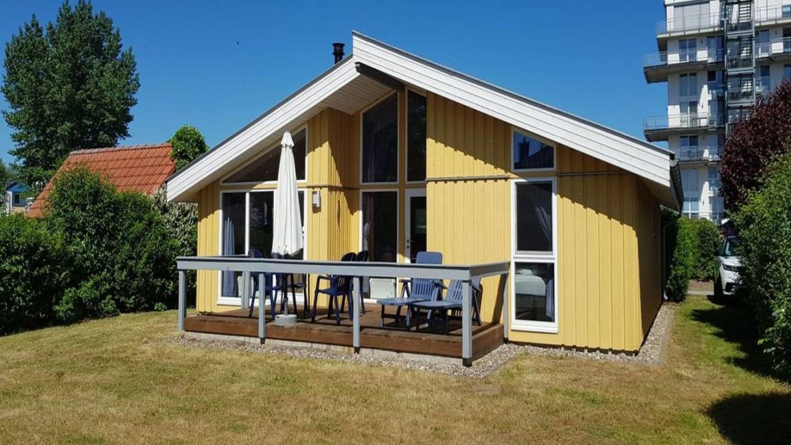 81 M² Ferienhaus ∙ 3 Schlafzimmer ∙ 6 Gäste - Userin