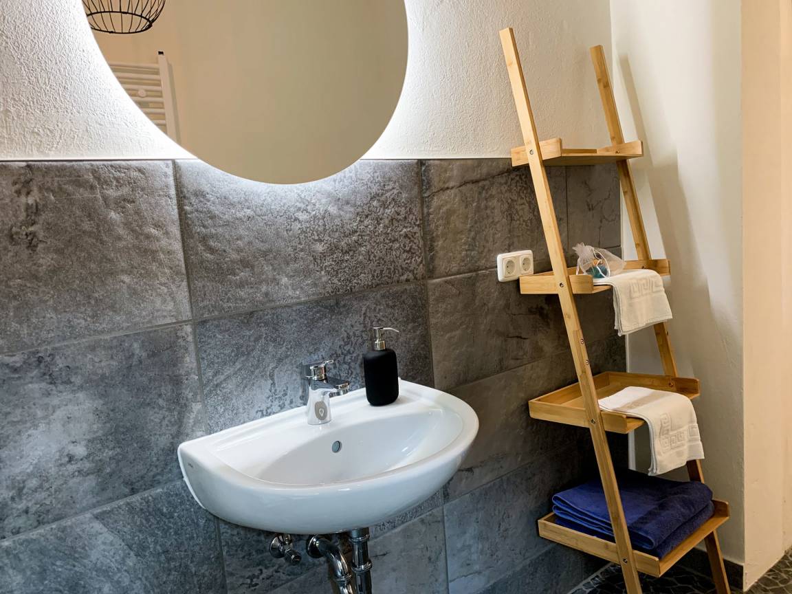 50 m² Ungewöhnliche Unterkunft ∙ 1 Schlafzimmer ∙ 2 Gäste – Bild 13