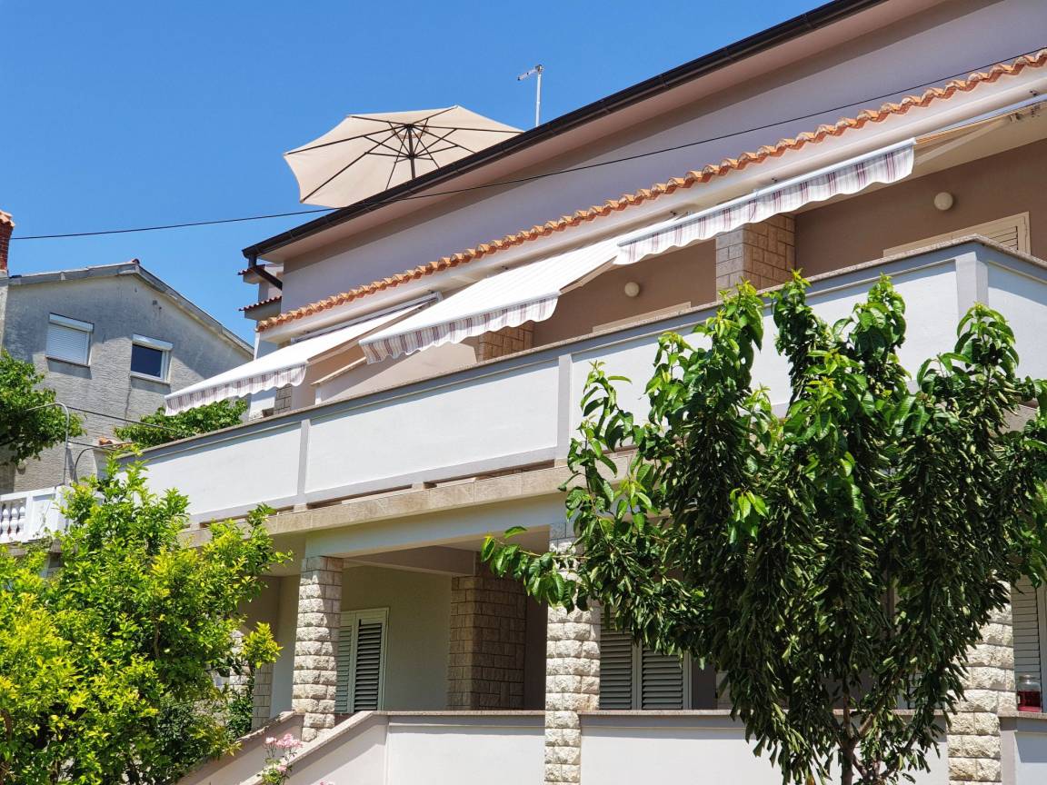 127 M² Appartement ∙ 3 Chambres ∙ 9 Personnes - Lopar