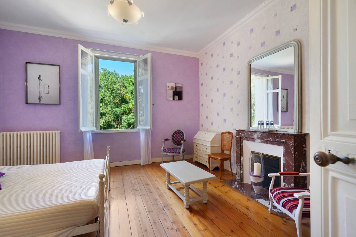 31 M² Chambre D'hôtes ∙ 1 Chambre ∙ 2 Personnes - Saintes