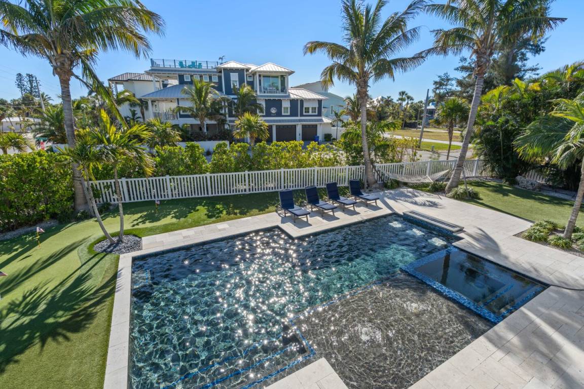 189 M² House ∙ 3 Bedrooms ∙ 8 Guests - Holmes Beach, FL