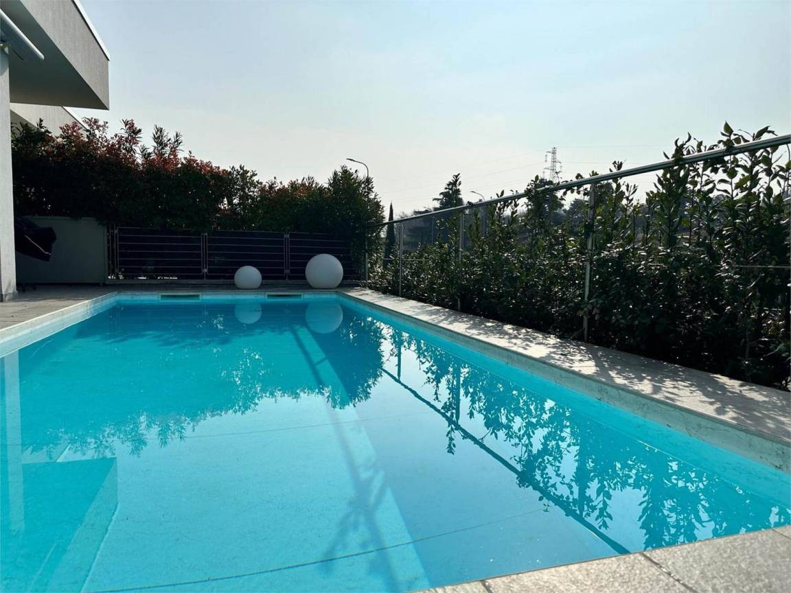 120 M² Villa ∙ 3 Bedrooms ∙ 6 Guests - Desenzano del Garda