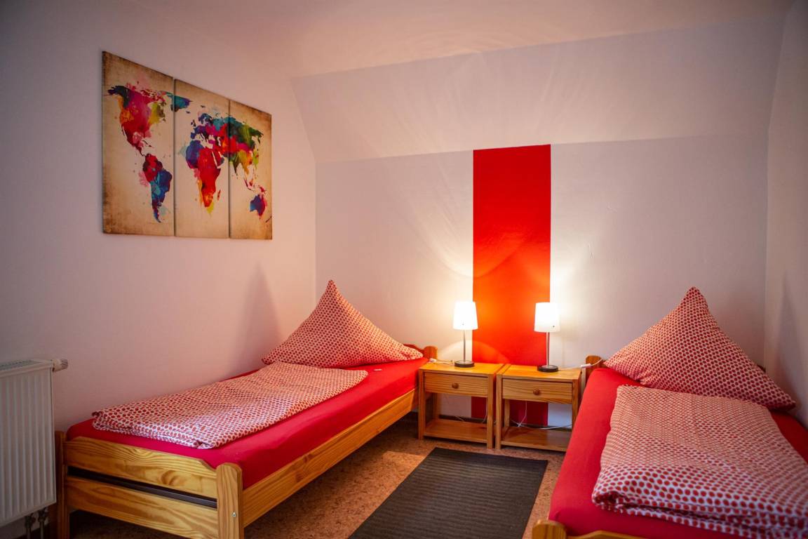 89 M² Ferienhaus ∙ 5 Schlafzimmer ∙ 30 Gäste - Bautzen